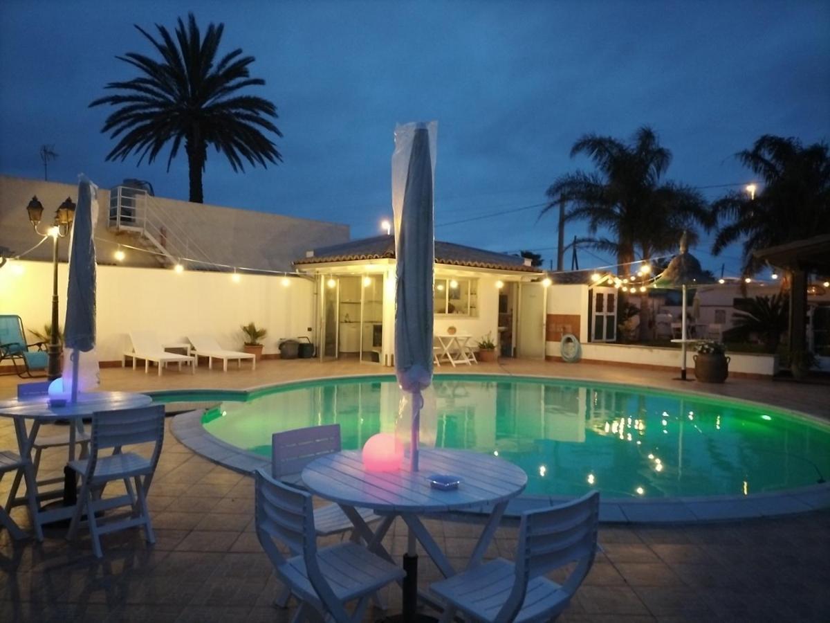 Villa Con Piscina Uso Esclusivo 마자라데발로 외부 사진